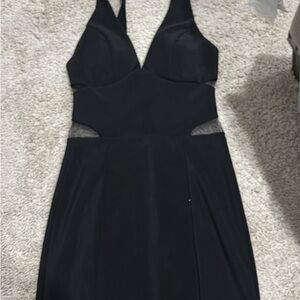 Elegant Black Sleeveless Dress